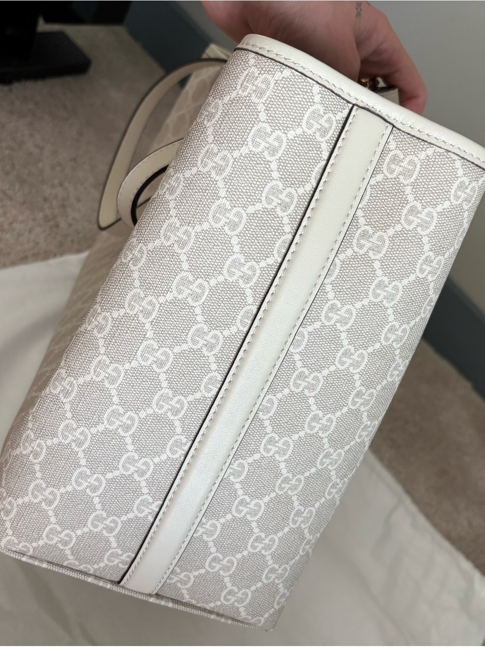 Gucci Beige GG Supreme Canvas Tote with Cream Trim and Gold Hardware - Picture 6 of 6